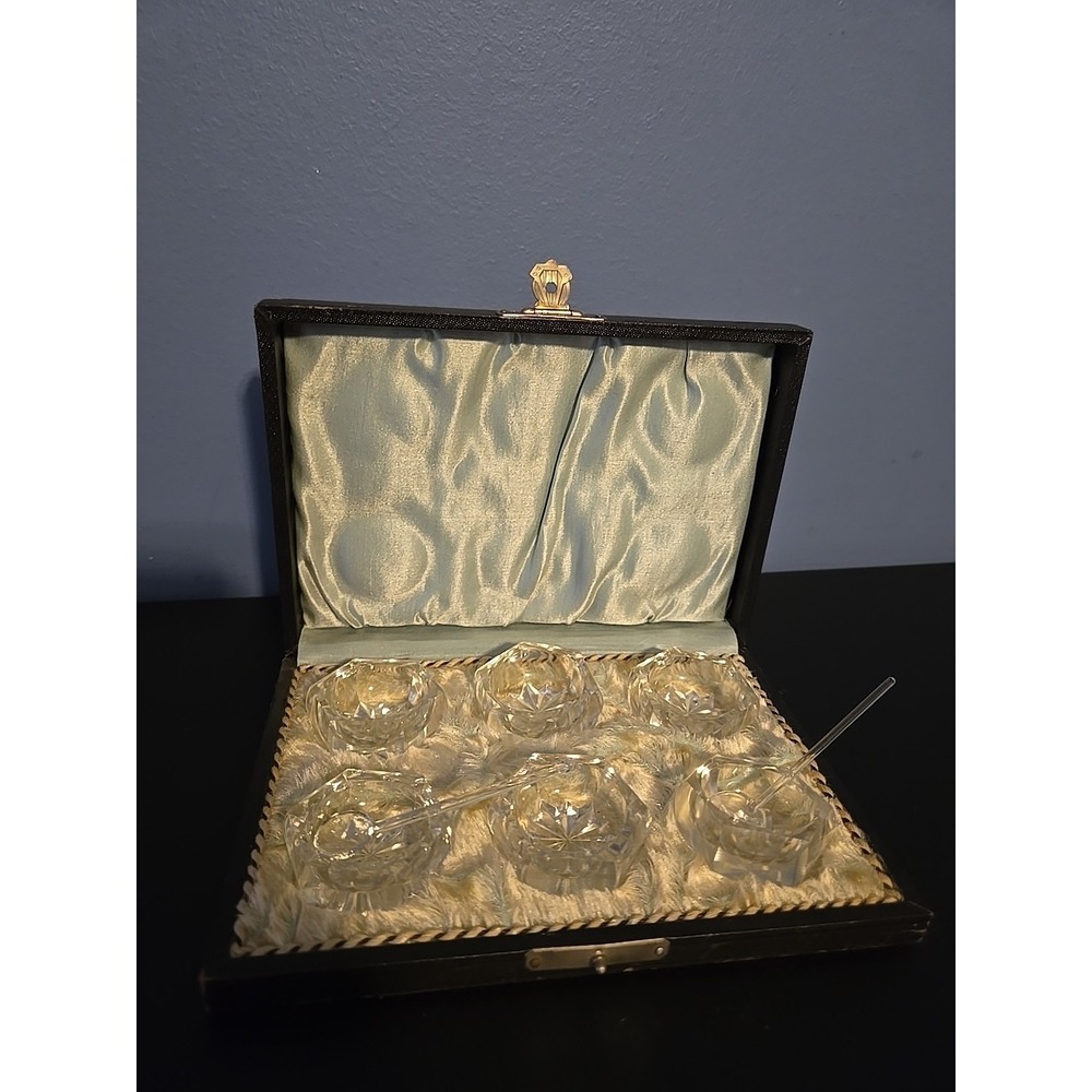 ANTIQUE SALT CELLARS‎ DIPS CRYSTAL SPOONS BOXED ORIGINAL SILK Set Of 6